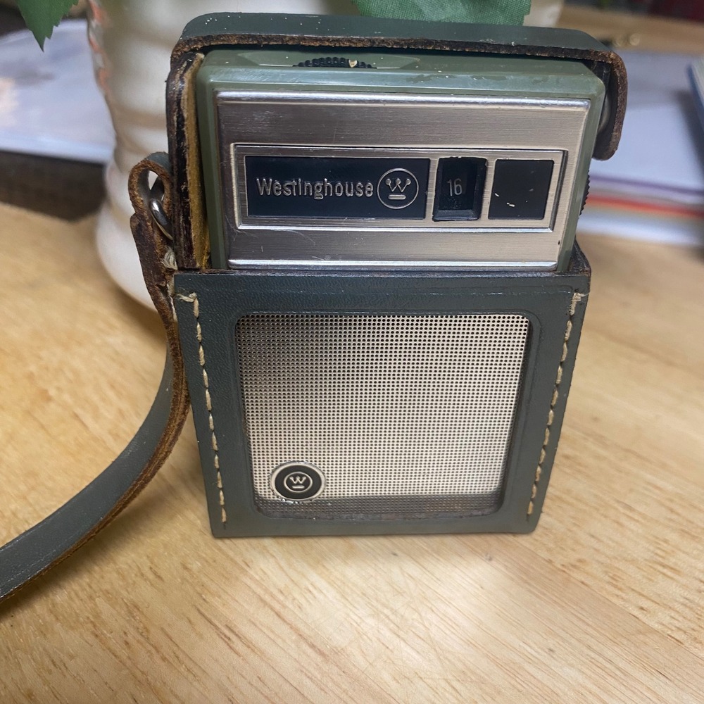 Vintage Westinghouse Transistor Radio H-707P6G Green with Case Leather